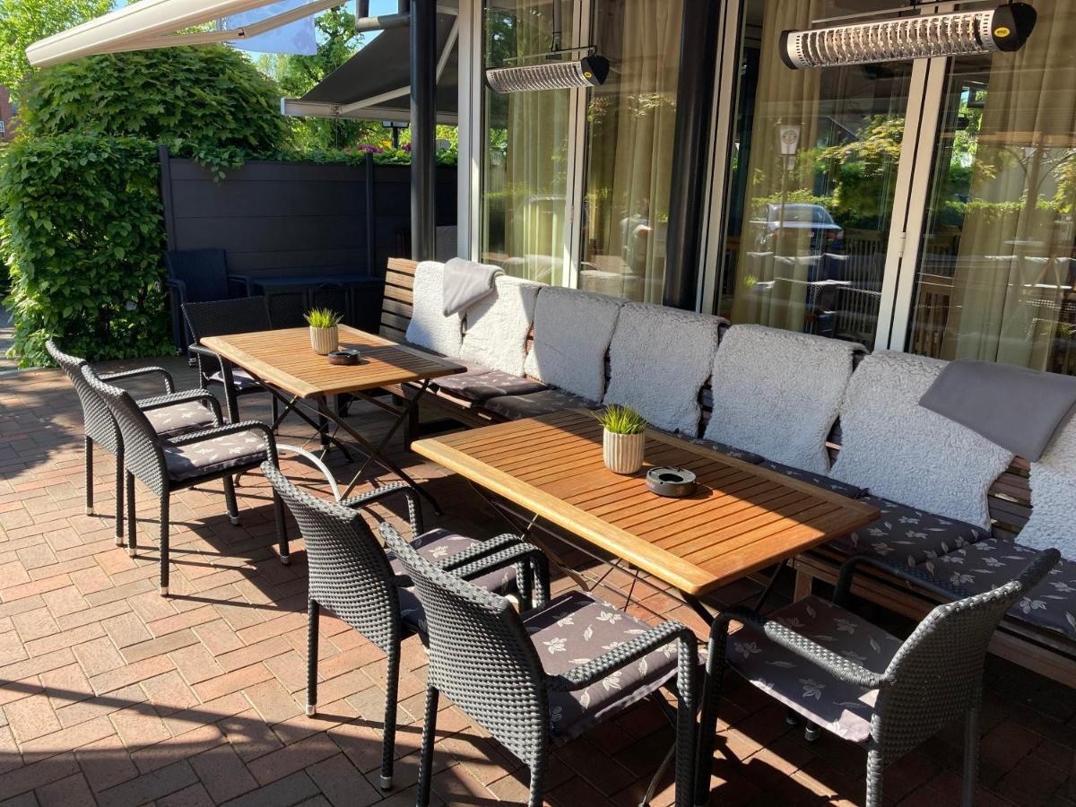 Hotel Central Zeven Exterior photo