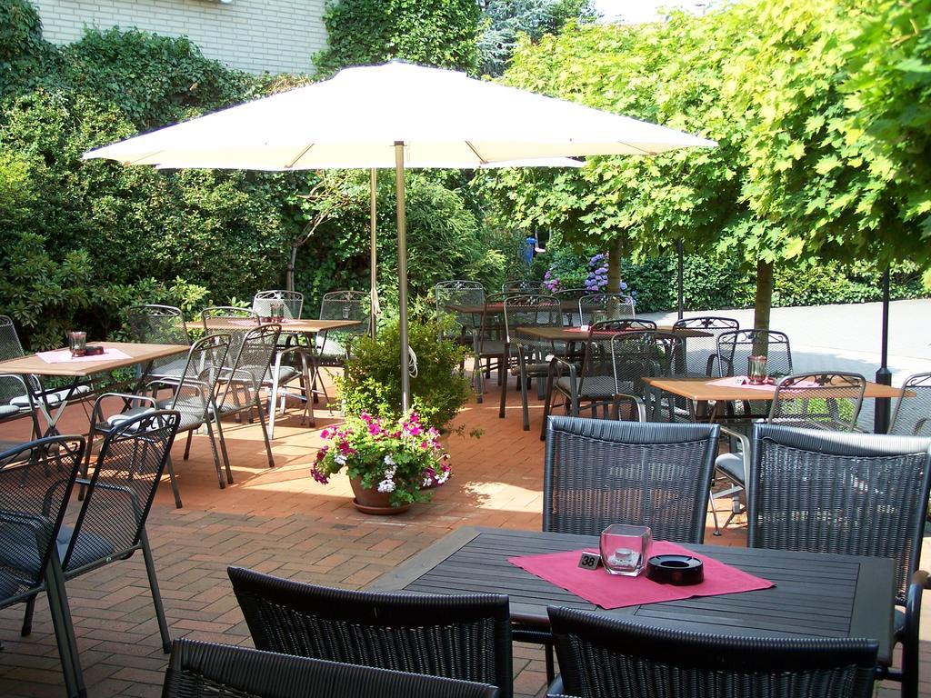Hotel Central Zeven Exterior photo